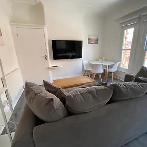 Apartment Lovely 2 Bedroom Near - The Lookout, Hornsea